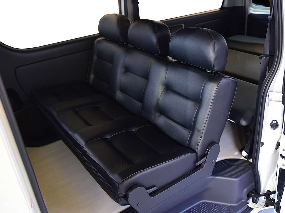 Hiace Van S Gl Complete Beach Cruiser Van 1or4ナンバー 5人乗り 0系ハイエース Nv350キャラバン専門店 カスタム 買取 カスタムパーツなら大阪 横浜 東京のcrs