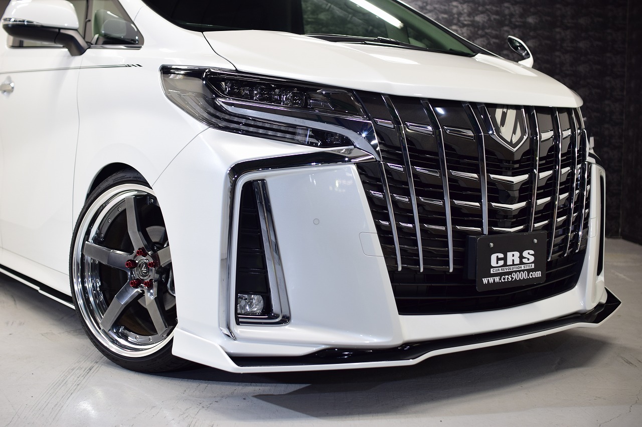 2018年式 アルファード 中古車 1.0万km | 200系ハイエース・NV350