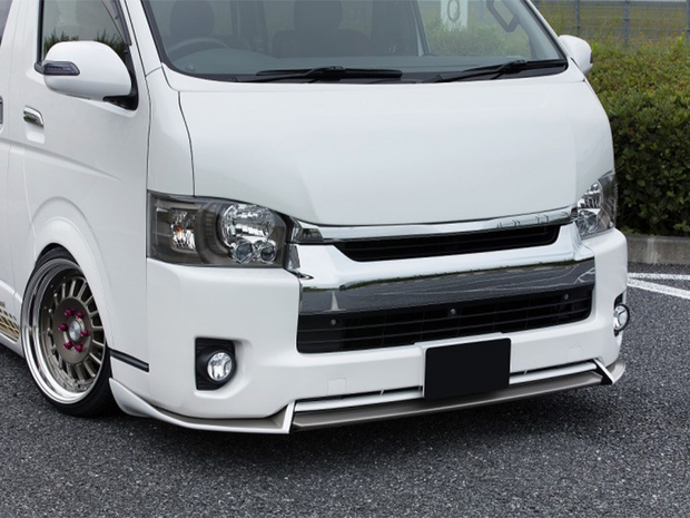 ハイエース カスタム】純正バンパーに簡単に取付けできて見た目が