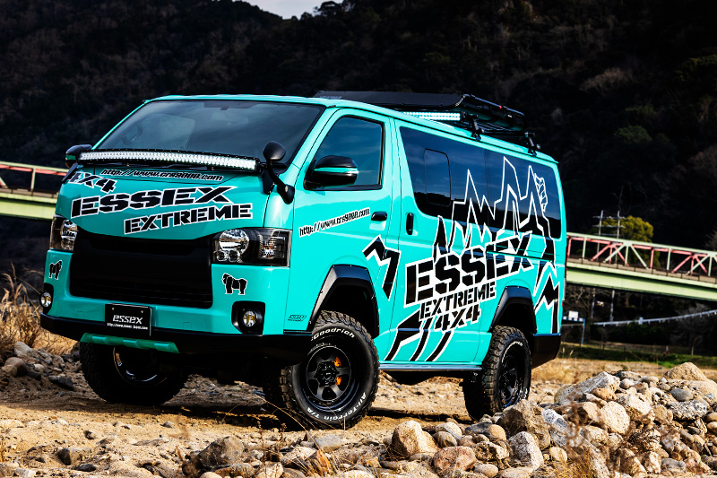 ESSEX EXTREMEエアロのアゲ仕様で存在感をアピール！CRSデモカーで気分
