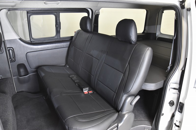 R様 ハイエース26% 割れ無し 送料込 即決 ハイエース 200系 3型 純正 ハロゲン 左右