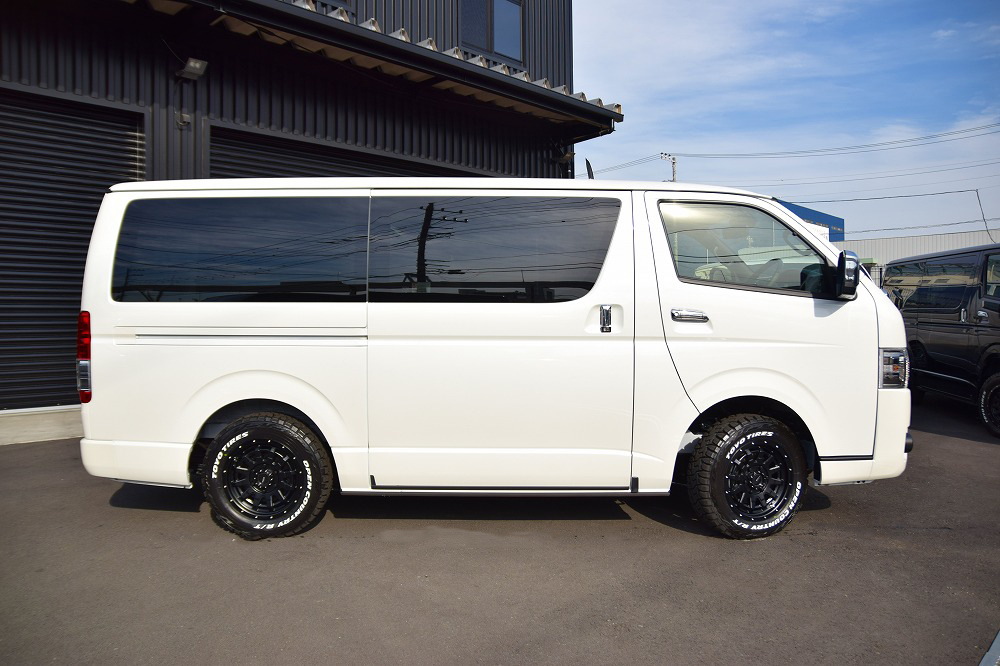 ハイエース スーパーGL 4WD 寒冷地仕様