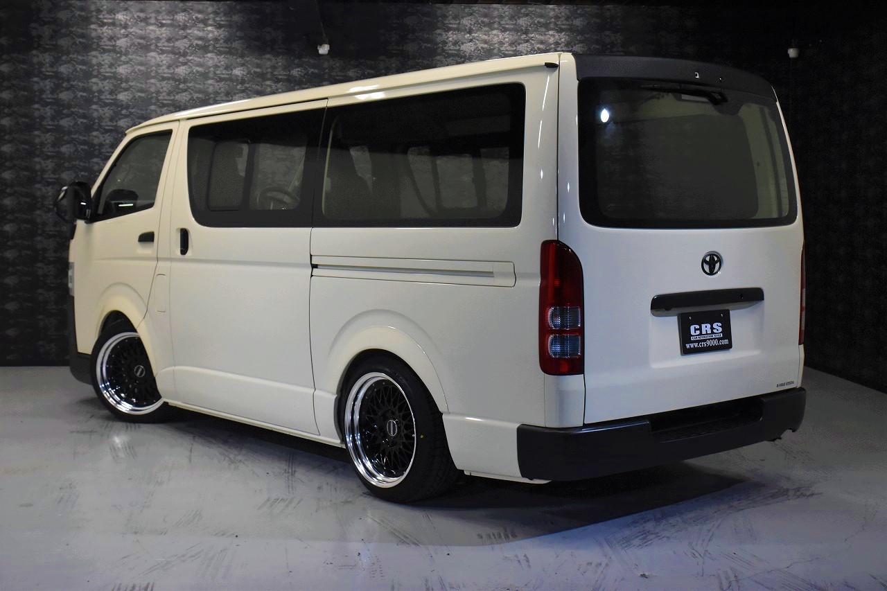 8 ハイエース DX MT車 2WD 2000CC ガソリン車 3/6人乗り 展示車