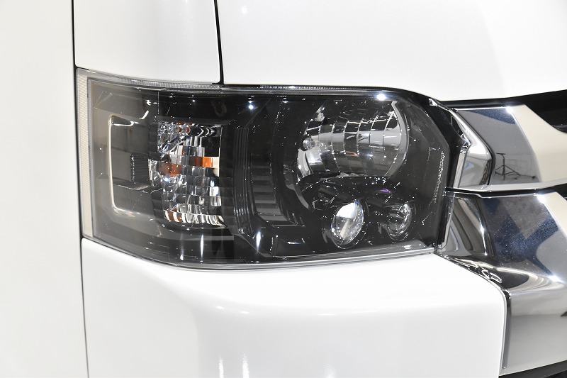 H28年式 ハイエース ワゴン-GL 2WD2700cc（ガソリン車）10人乗車