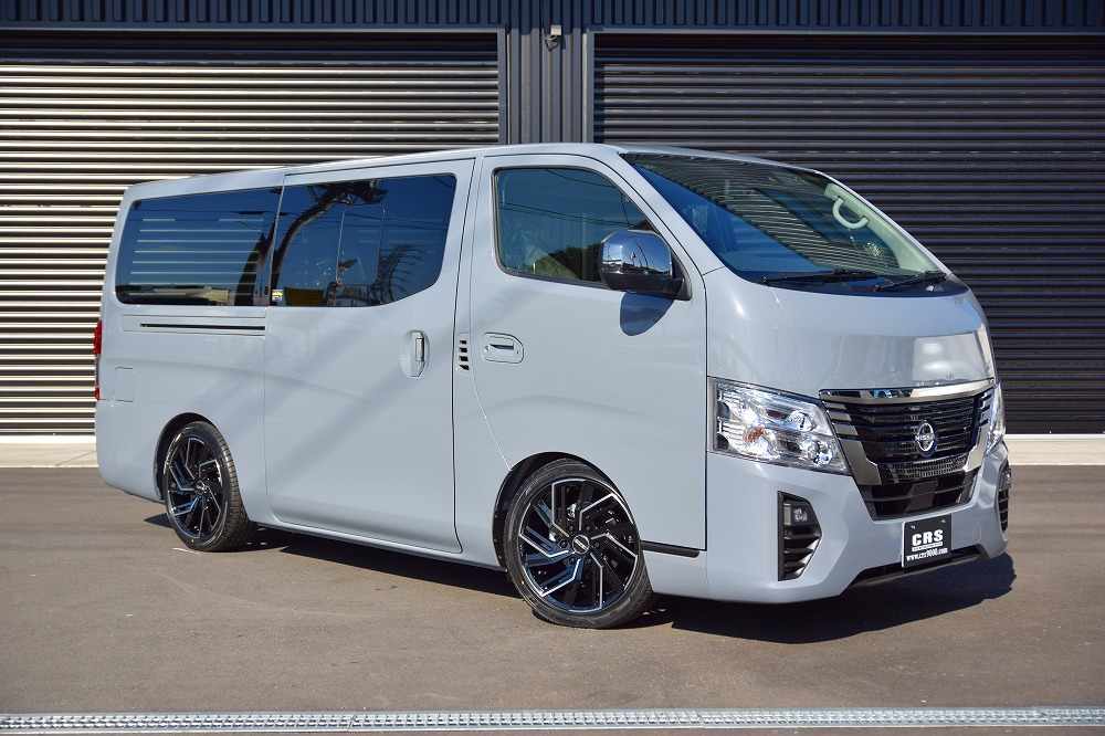キャラバン グランドプレミアムGX 2WD 2000cc ガソリン | 200系