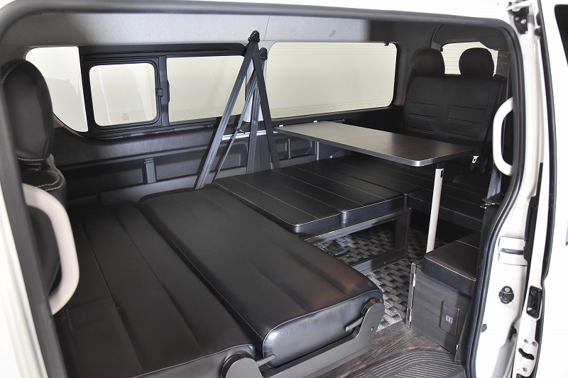 R1年式 ハイエースワゴンgl 内装架装車 4wd 2700cc ガソリン車 10人乗車 5 9万ｋｍ 0系ハイエース Nv350キャラバン専門店 カスタム 買取 カスタムパーツなら大阪 横浜 東京のcrs