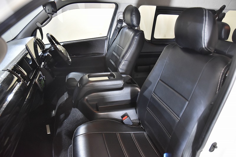 R1年式 ハイエースワゴンgl 内装架装車 4wd 2700cc ガソリン車 10人乗車 5 9万ｋｍ 0系ハイエース Nv350キャラバン専門店 カスタム 買取 カスタムパーツなら大阪 横浜 東京のcrs