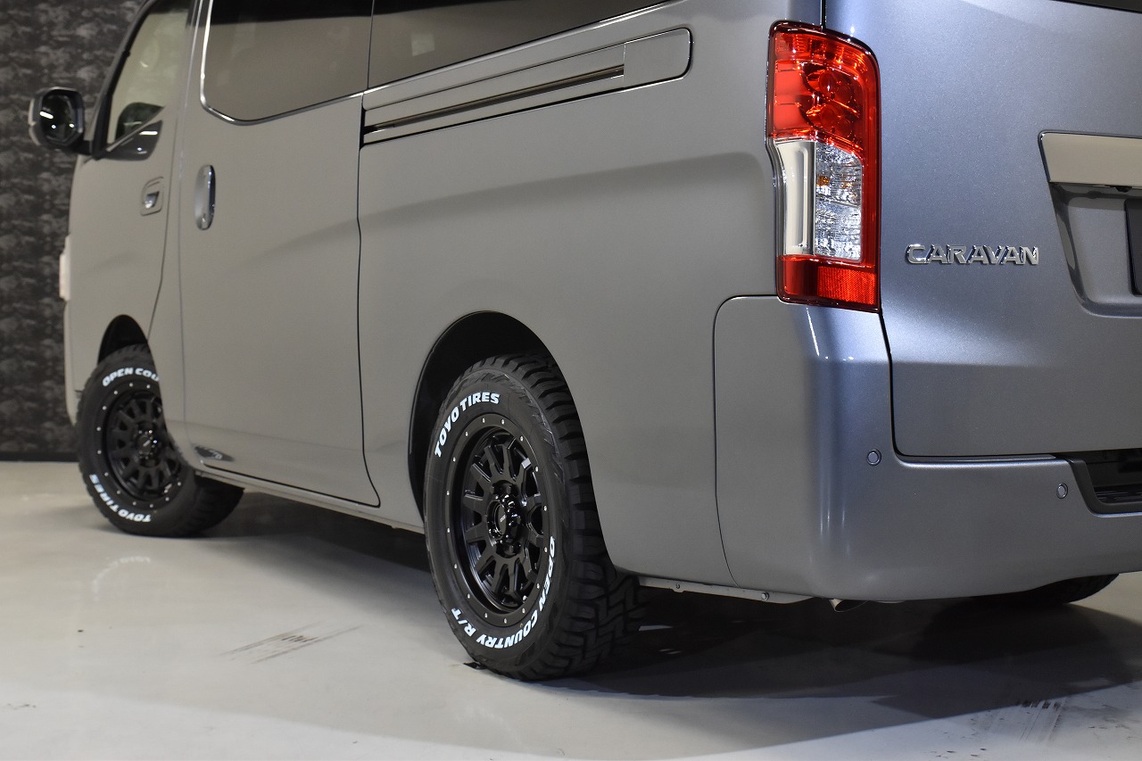 12 キャラバン GRANDプレミアムGX 4WD 2500CC ディーゼル車 2/5