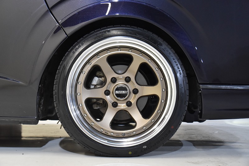 平成27年式 ハイエース S-GL ダークプライム 2WD 3000cc