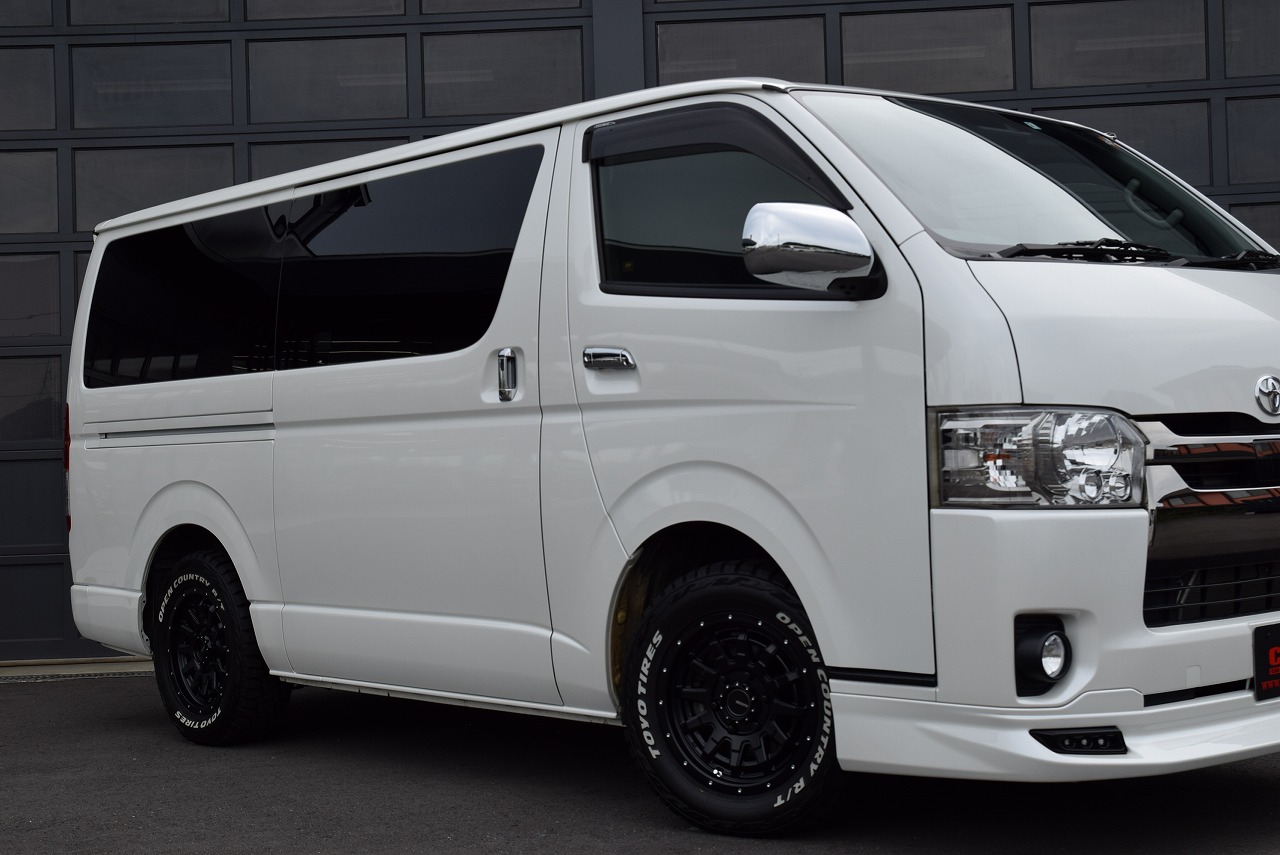 専用引取り限定【中古】ハイエース200系フロントバンパー　ホワイトパール 程度良好品】トヨタ 200系 ハイエース 4型 ワイド 純正
