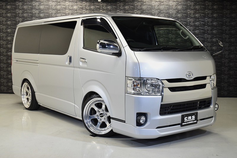 平成26年式 ハイエース S-GL 2WD 2,000CC (ガソリン車) 5人乗車