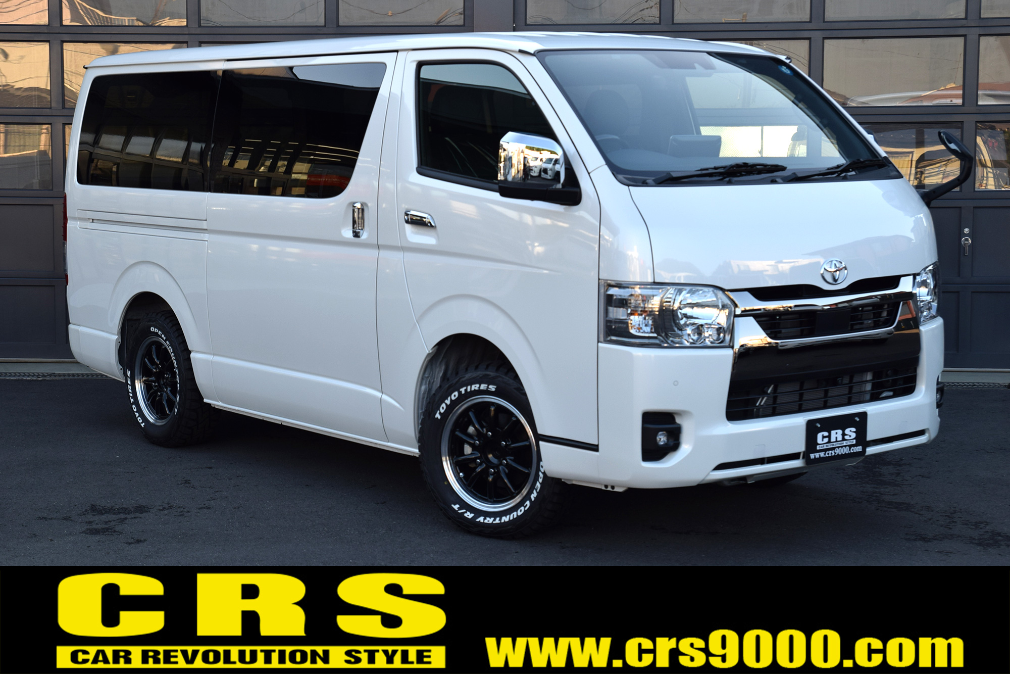 ハイエースDPⅡ 2WD 2000㏄ 2/5人乗り ホワイトパール ワイルド