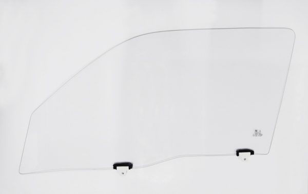 ESSEX 新商品ピュアガラス登場】ハイエースの運転席&助手席ガラスに色 