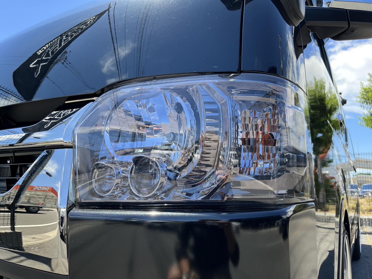 ハイエースカスタム 高級車で流行りのプロテクションフィルム施工【CRS