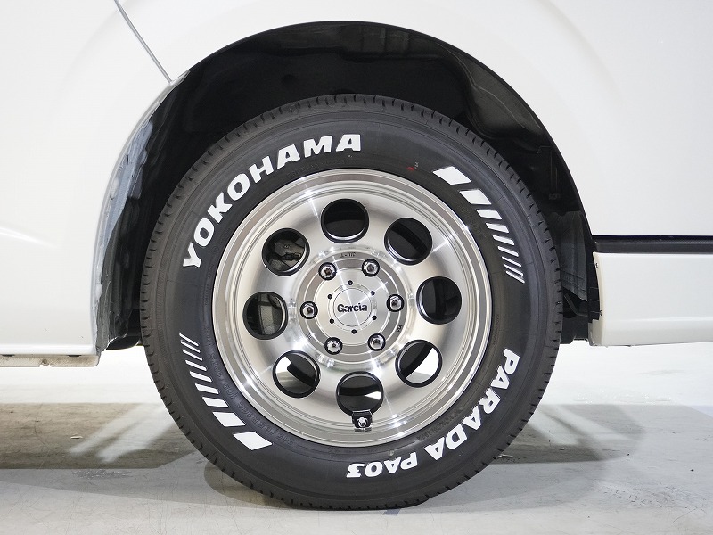 195/80R15 夏タイヤホイール付き キャラバン ハイエース