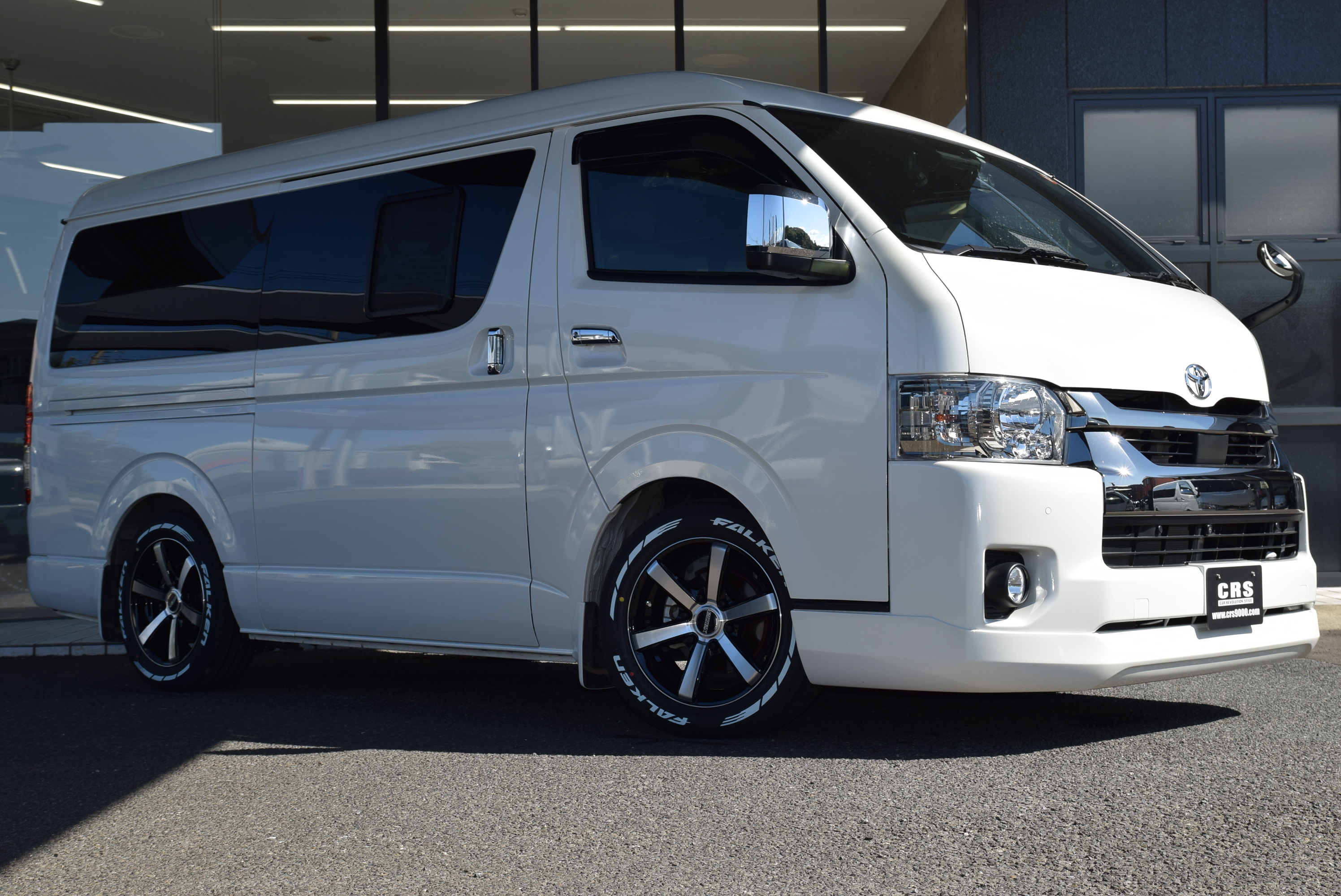 大阪引き取り可能　ハイエース ダークプライムs新品195/80R15 4本セット 3668 令和3年式 ハイエース ワイドバン スーパーGL ダークプライムⅡ