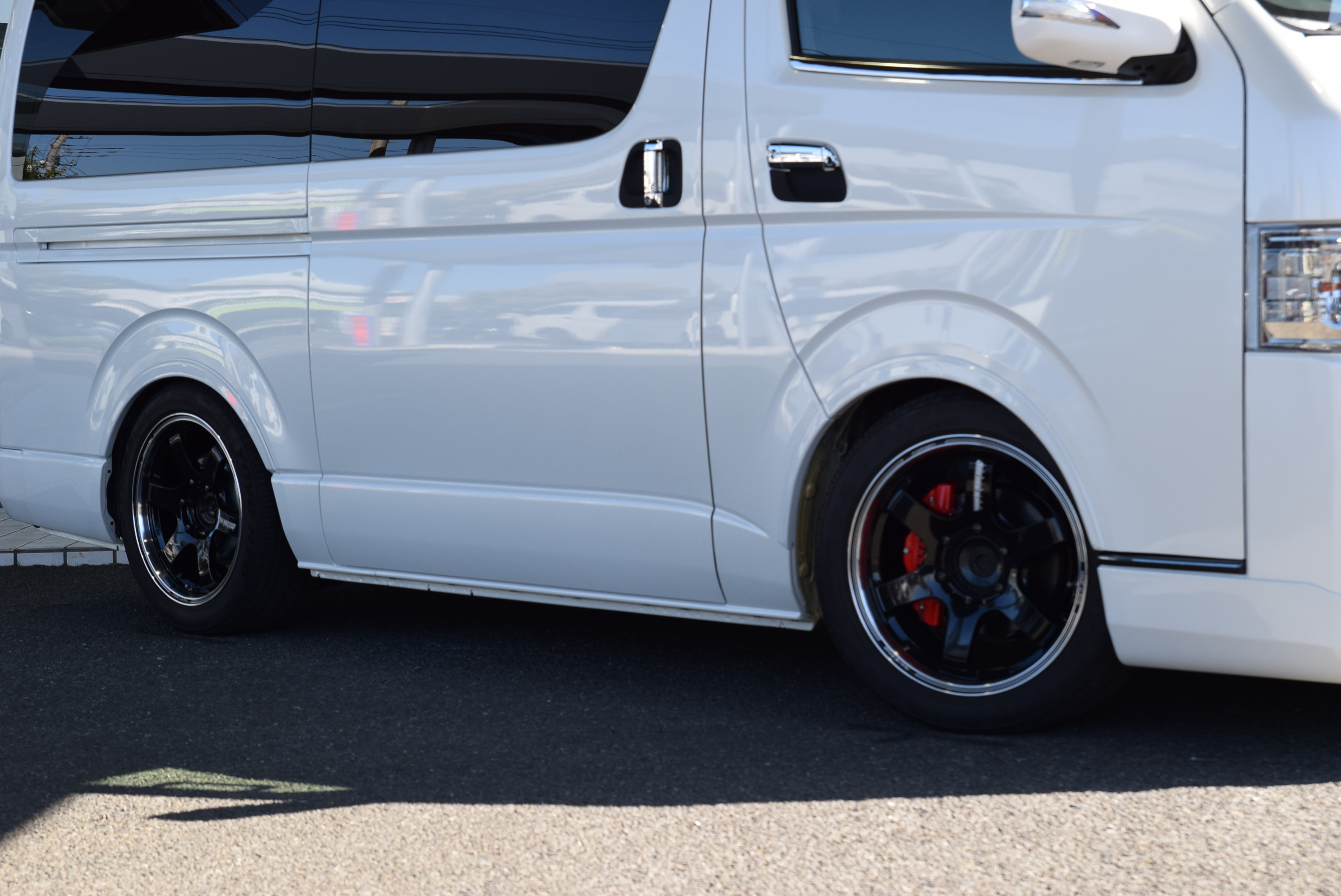 3790 平成29年式 ハイエース スーパーGL ダークプライム 2WD