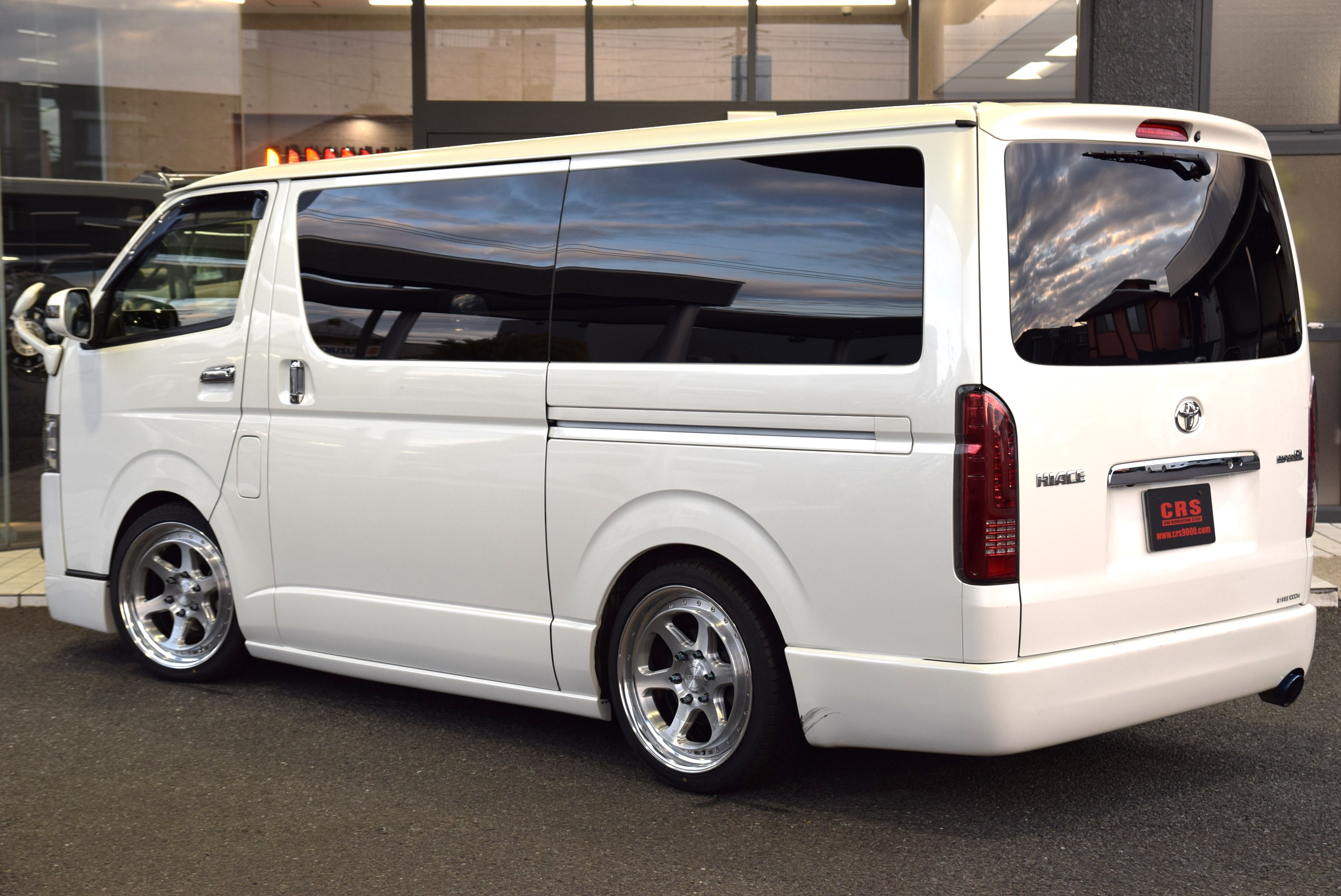 3844 平成28年式 ハイエース スーパーGL 2WD 2,000cc (ガソリン 3844 平成28年式 ハイエース スーパーGL 2WD 2,000cc (ガソリン