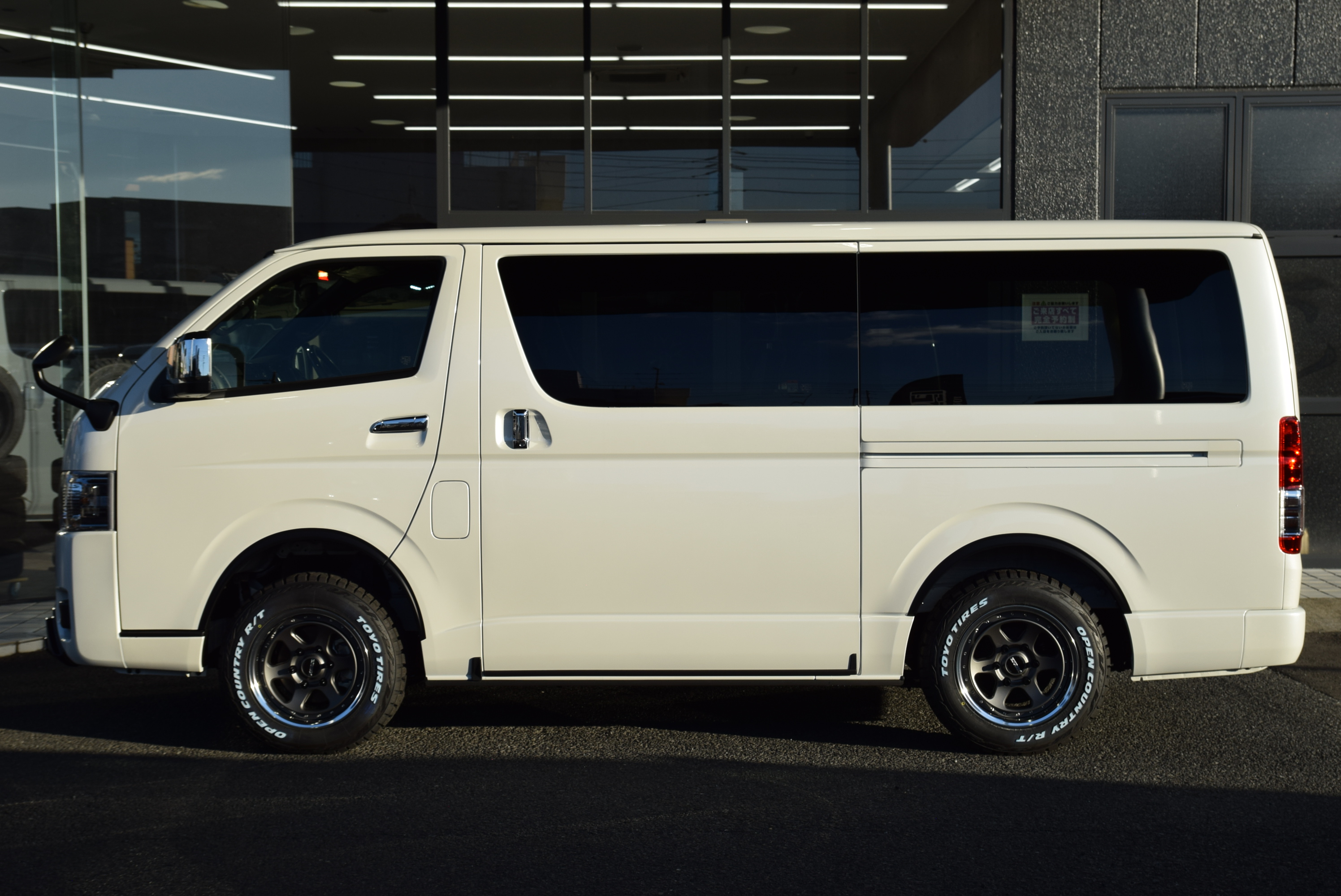 3695 スタイルPKG ハイエース スーパーGL ダークプライムⅡ 4WD