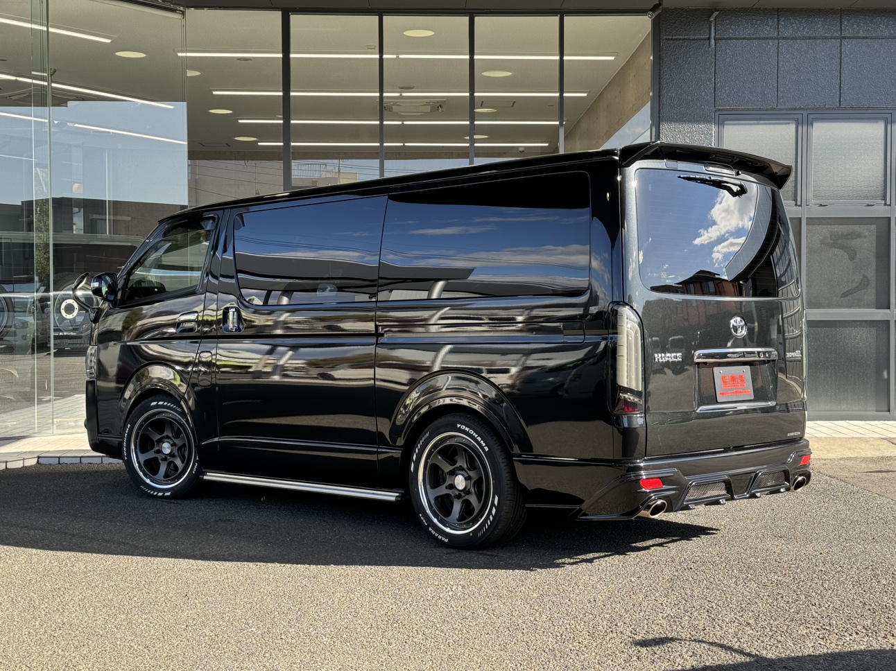 トヨタTOYOTA200系ハイエーススーパーGLダークプライムⅡ純正グリル7型 トヨタTOYOTA200系ハイエーススーパーGLダークプライムⅡ純正グリル7型