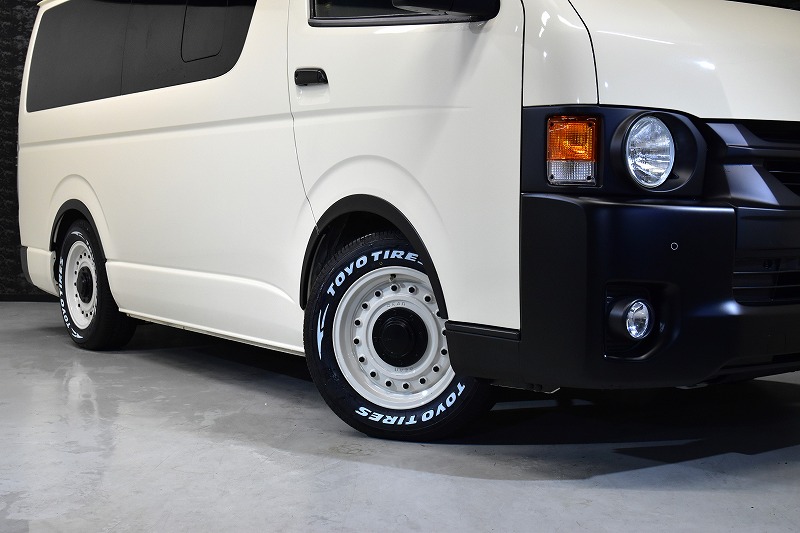 S*U様 トヨタ　ハイエースワゴン　GL ナビパネル　新車外し 5610 平成22年式 ハイエース ワゴンGL 内装架装車両 2WD 2,700cc