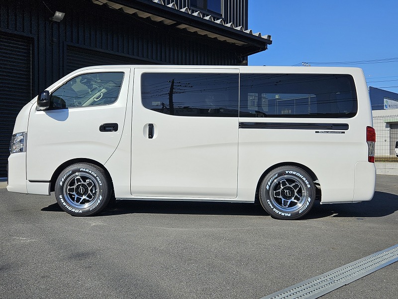 売り切り　キャラバン　ガソリン車　５ドア　　  メーカーから選ぶ \u003e 日産 \u003e キャラバン : 新車選び.COM