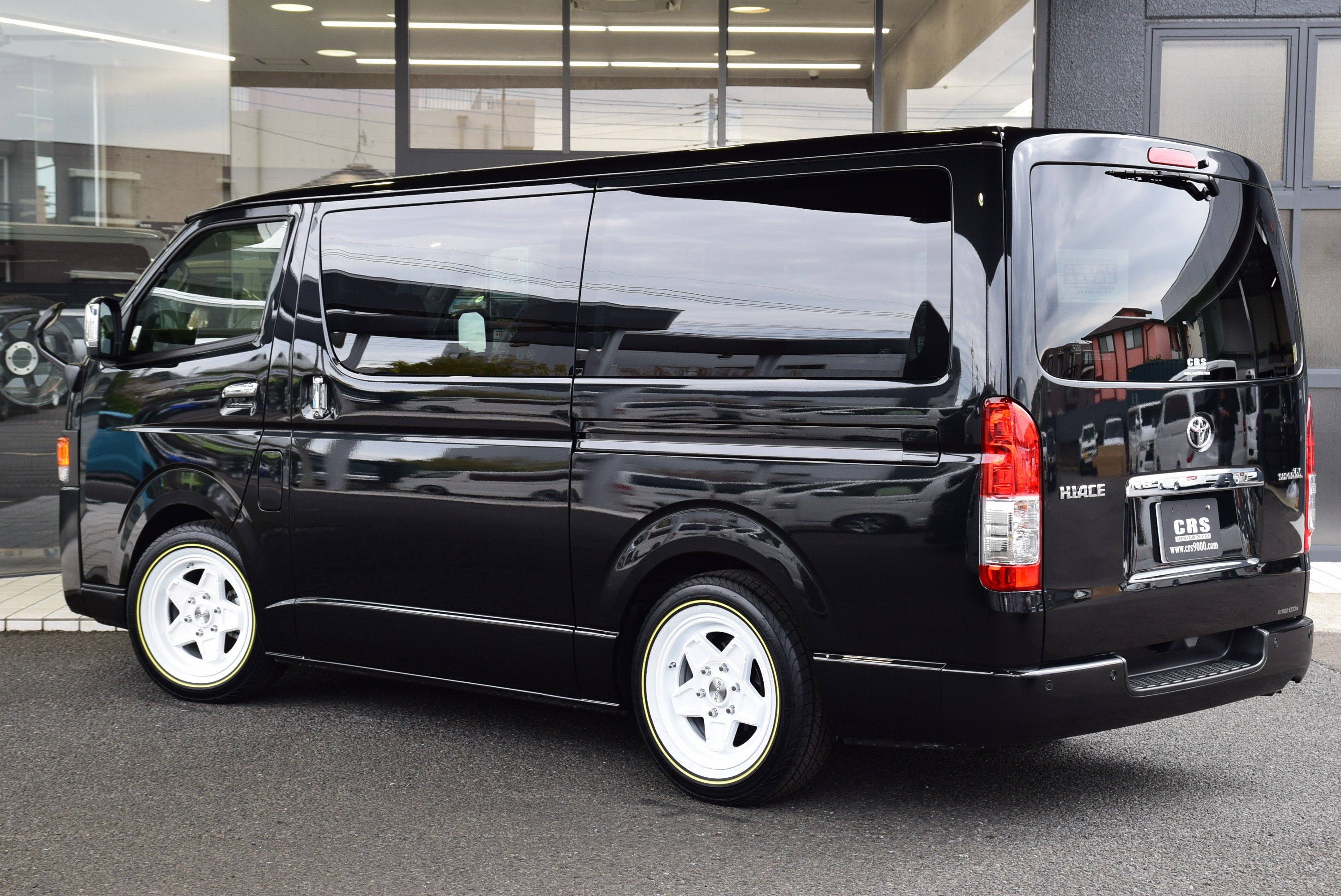 4093 令和6年式 ハイエース S-GL 2WD 2,000cc (ガソリン車) 5人