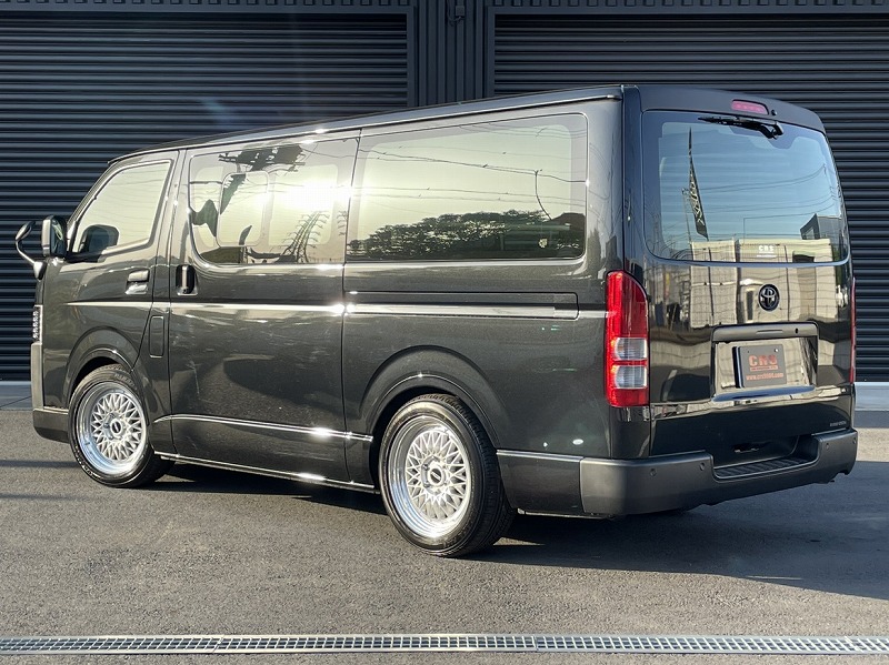 4277 令和5年式 ハイエース DX 2WD 2000cc ガソリン車 6人乗り 60km