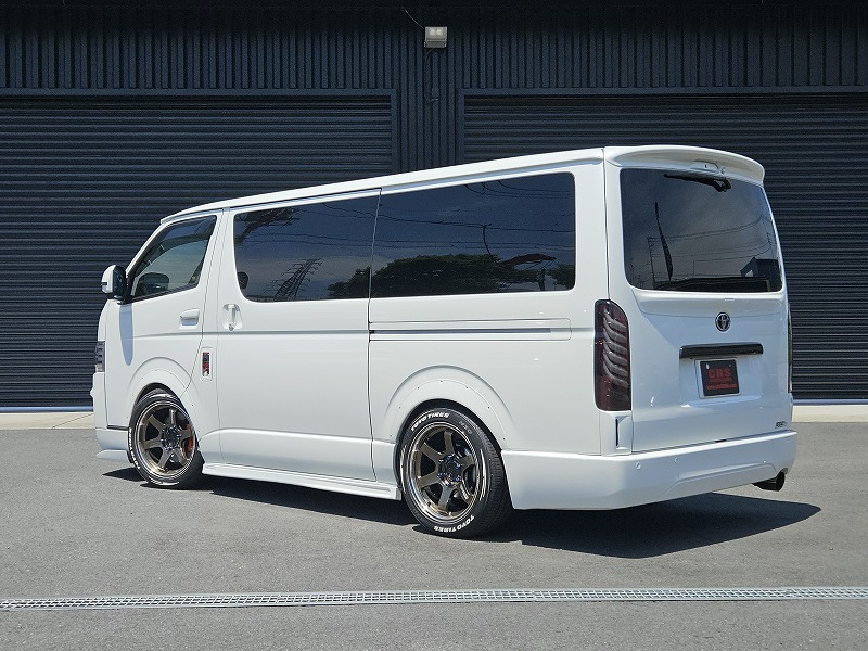 ハイエースワゴン 令和3年式 カスタム多数