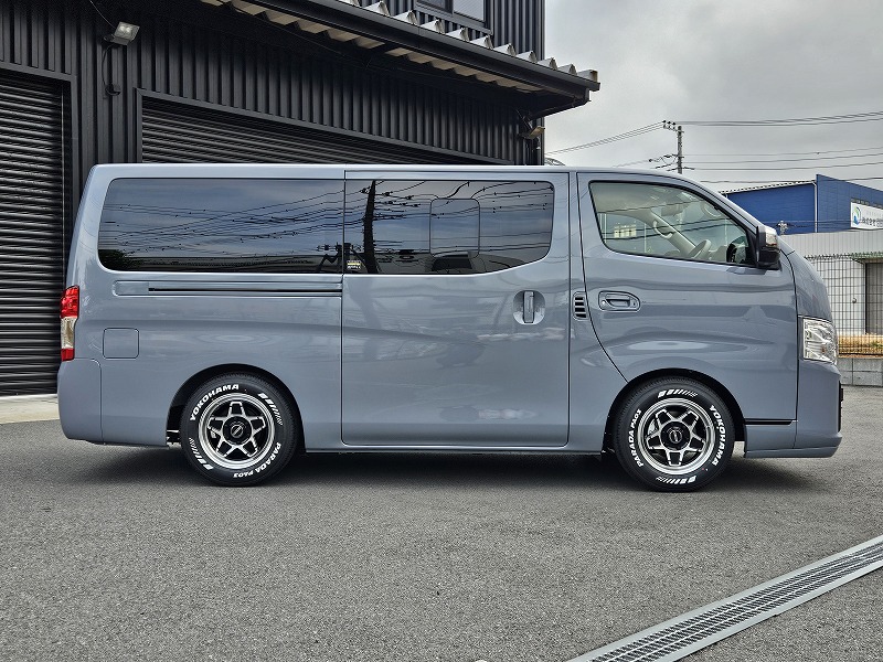 4560 キャラバン GRANDプレミアムGX 2WD 2000cc ガソリン車 5人乗り