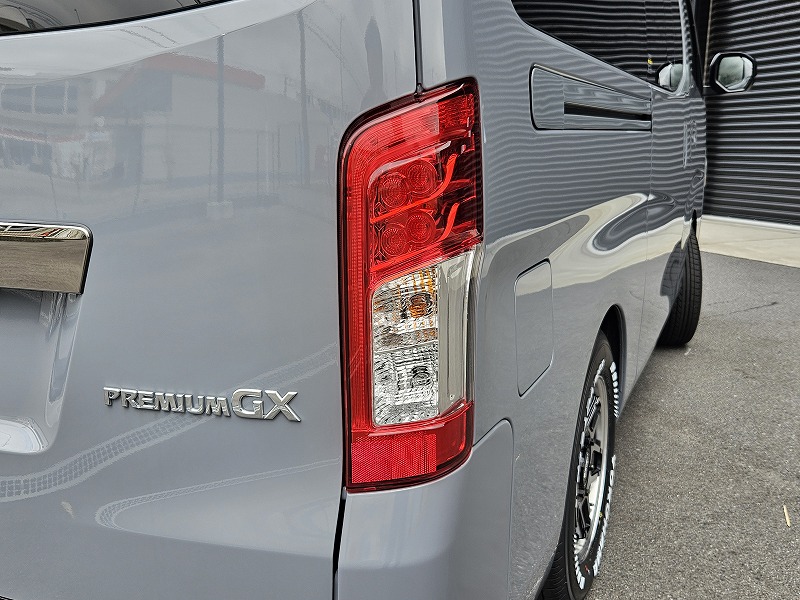 4560 キャラバン GRANDプレミアムGX 2WD 2000cc ガソリン車 5人乗り