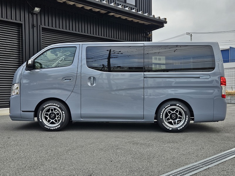 4560 キャラバン GRANDプレミアムGX 2WD 2000cc ガソリン車 5人乗り