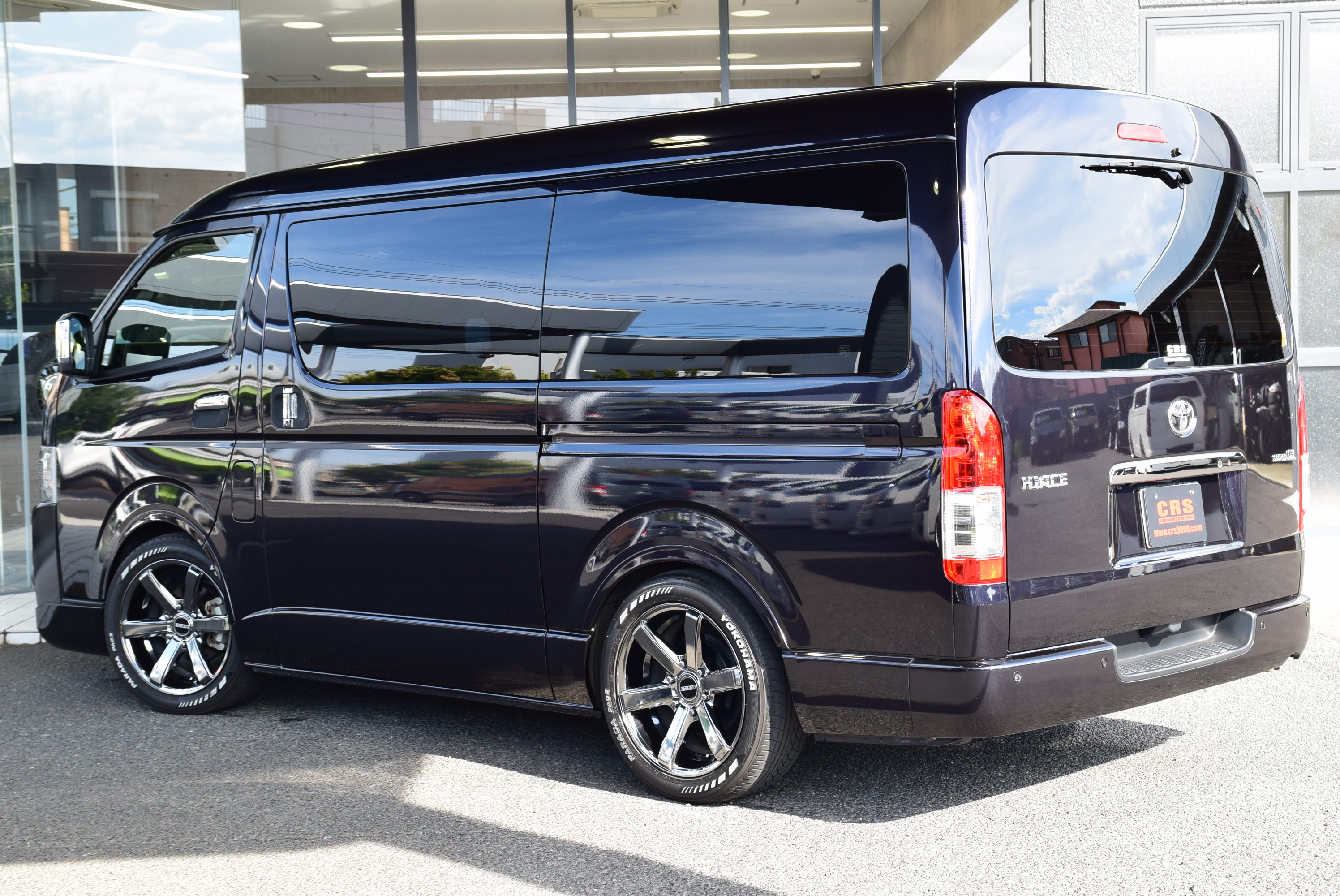 200系　5型　ハイエース　スーパーGL　ダークプライムⅡ　★　リアフロアカーペット　新車外し 4900 令和4年式 ハイエース スーパーGL ダークプライムⅡ 2WD 2800cc