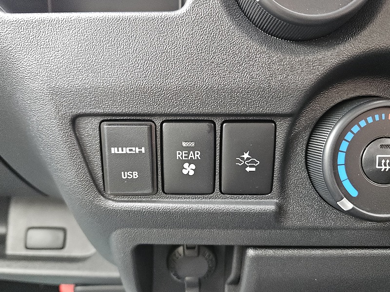 4716 ハイエース DX セドナ タイプⅢ 4WD 2800cc ディーゼル車 6