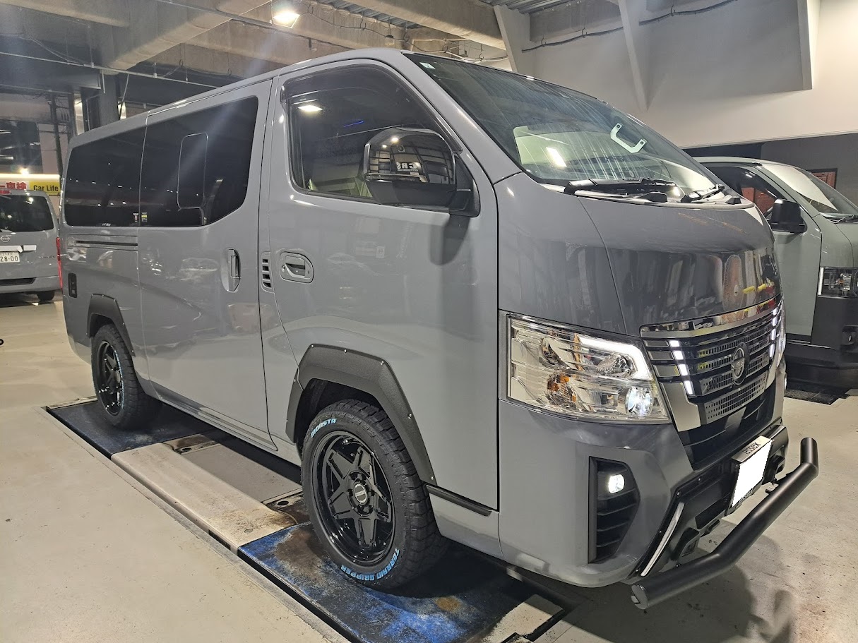 CRS横浜】キャラバンカスタム 4WDリフトアップにENCS取付！ | 200系