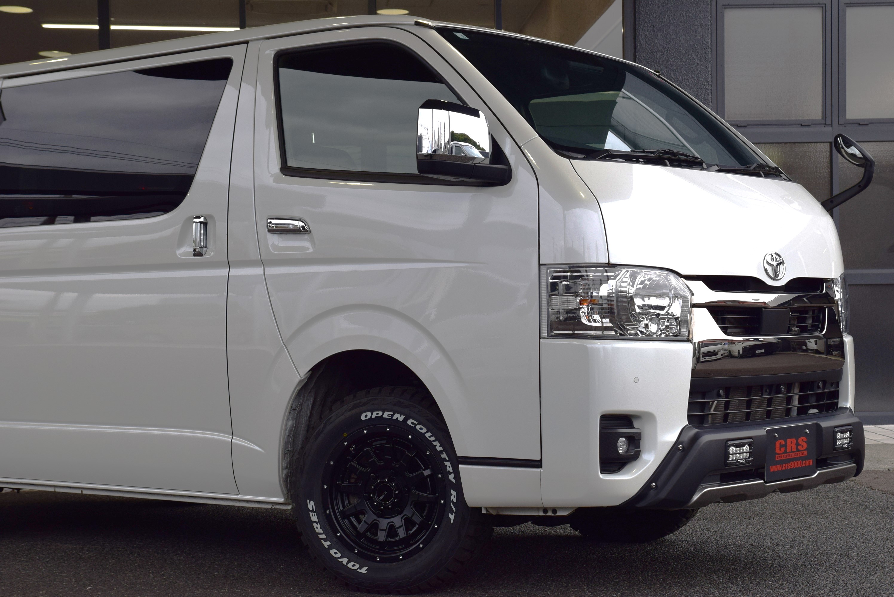 7型ハイエーススーパーglダークプライムⅡ純正タイヤセット ☆200系 