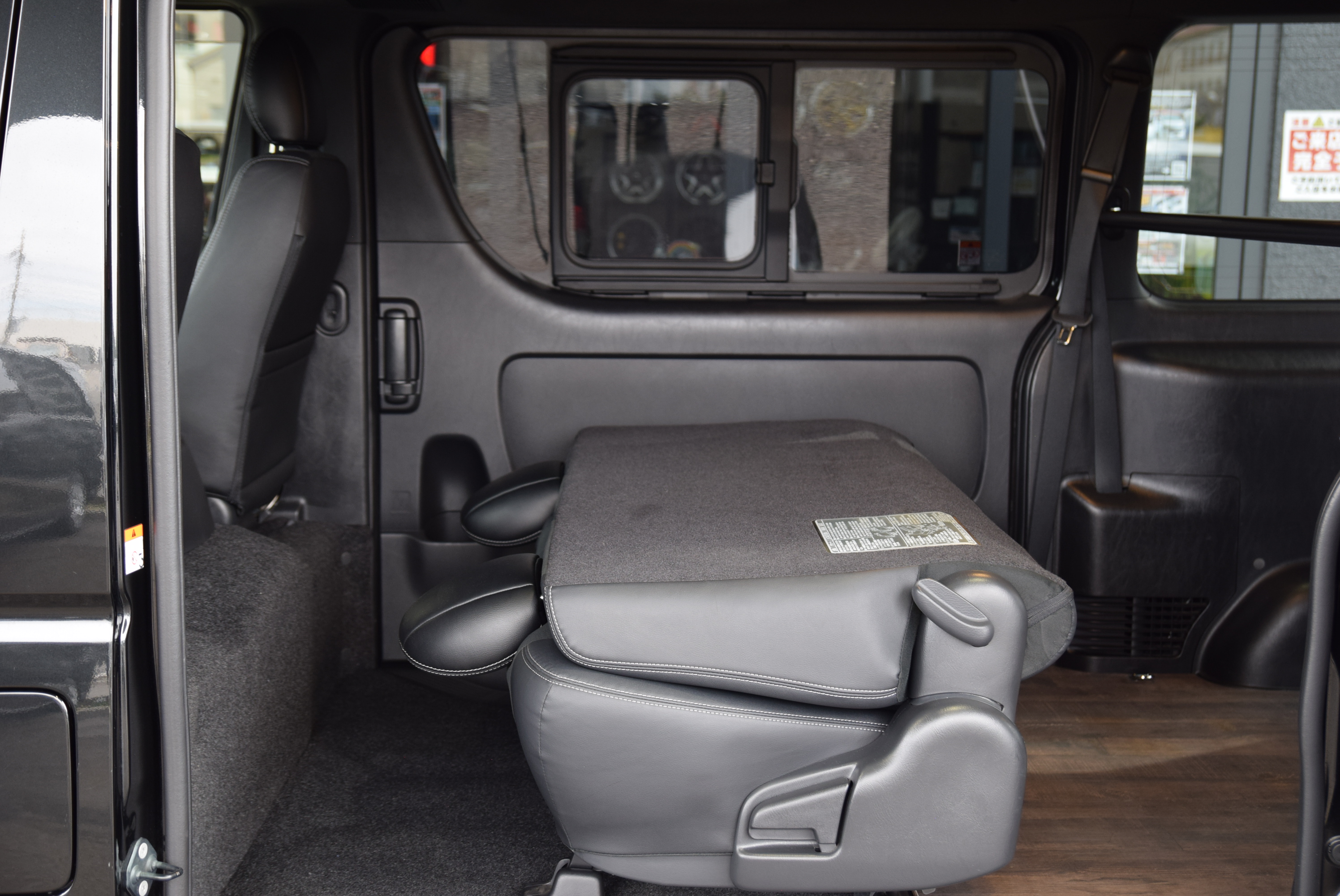 4900 令和4年式 ハイエース スーパーGL ダークプライムⅡ 2WD 2800cc