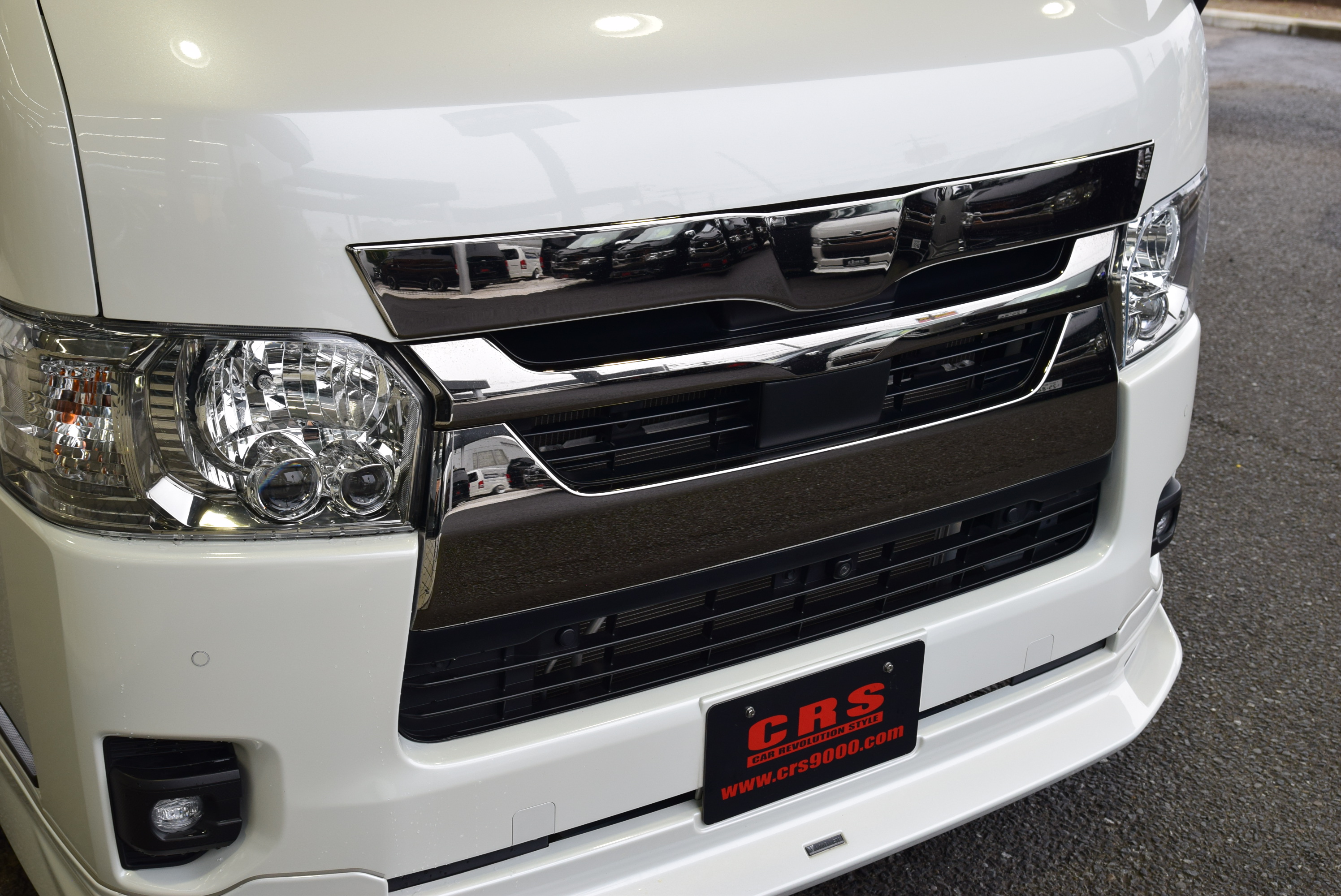 6型ハイエース ダークプライム2 フロントグリル 4N3M035 ナロー 新車6型 ハイエースバンS-GLダークプライムⅡ ナロー 2.8D-T 2WD