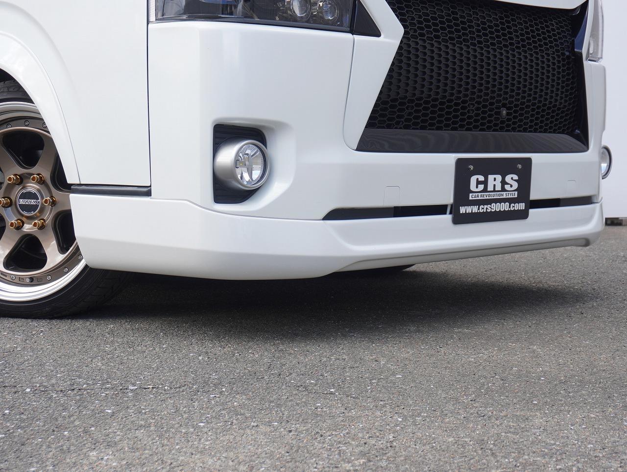 美品】ハイエース 7型 ダークプライムⅡフロントグリル