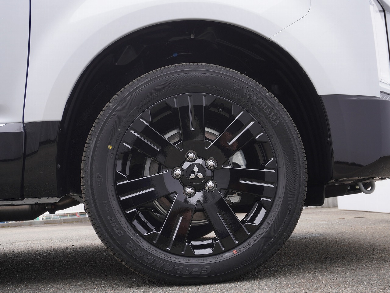 デリカD5 シャモニー ホイール 未使用