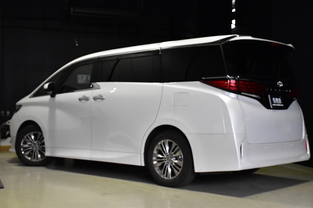 5613.令和6年式 アルファードZ 2WD 2,500cc ガソリン車 走行8,110キロ