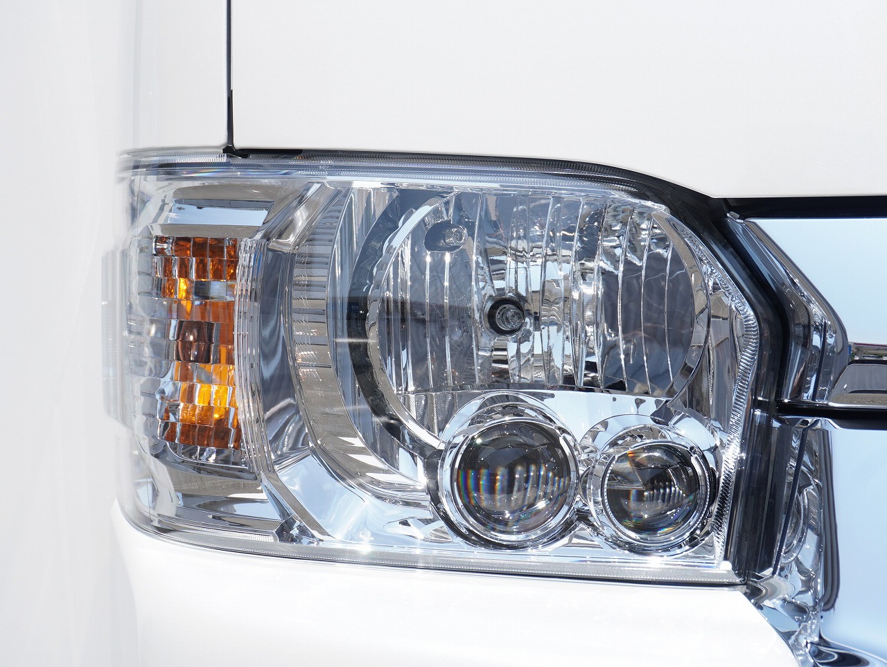5136 ハイエース ワゴンGL 2WD 2,700cc (ガソリン) 10人乗車 7km | 200