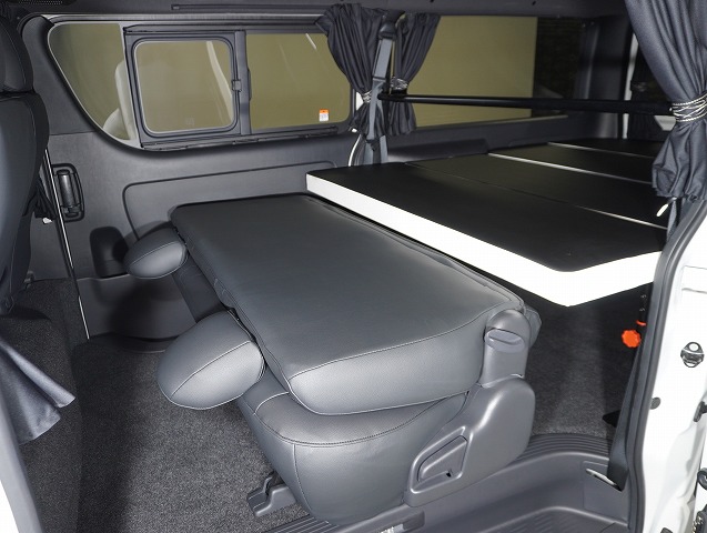 5807 令和4年式 ハイエース スーパーGL ダークプライムⅡ 2WD