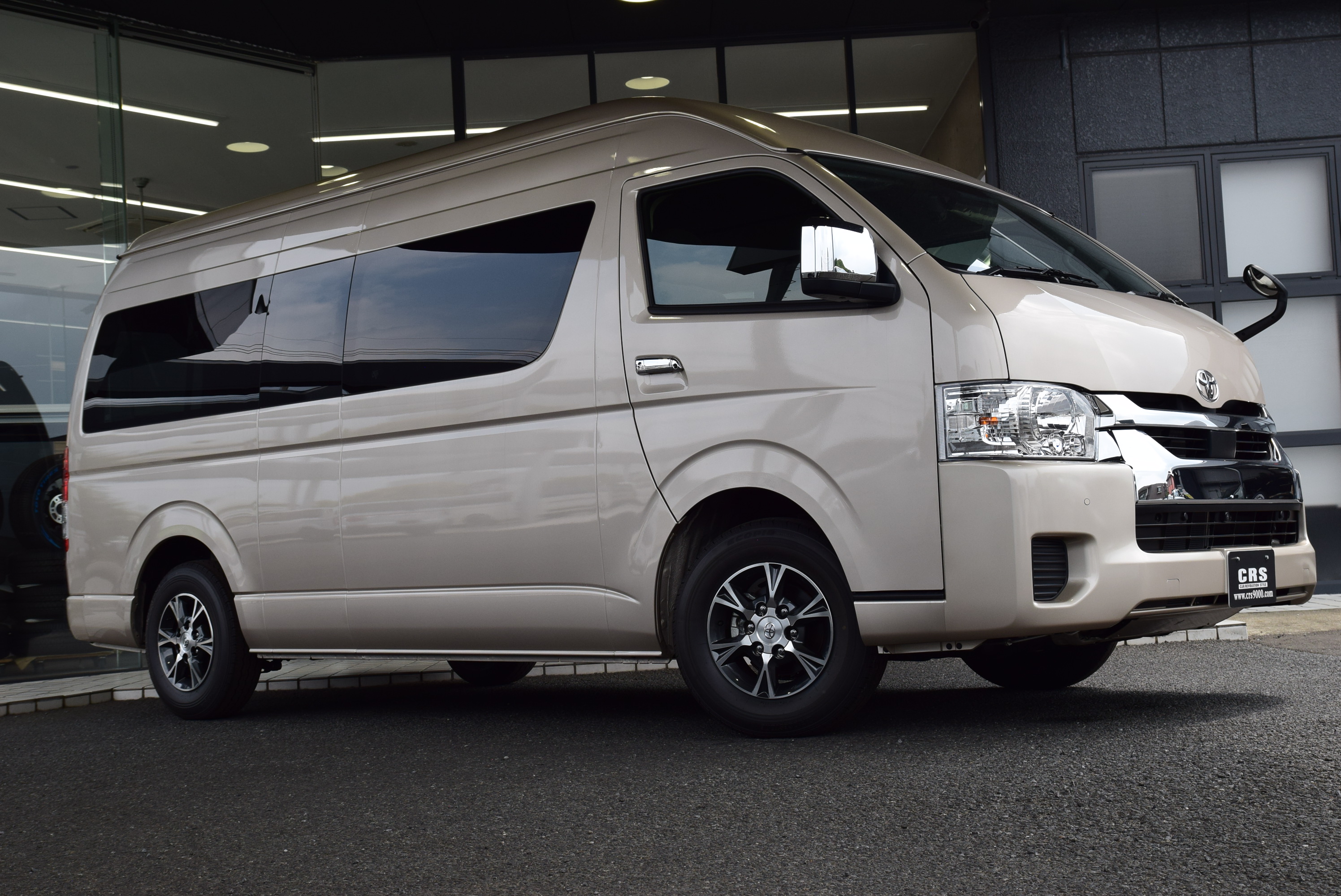 5874 令和7年式 ハイエース ワゴン グランドキャビン 2WD 2700cc