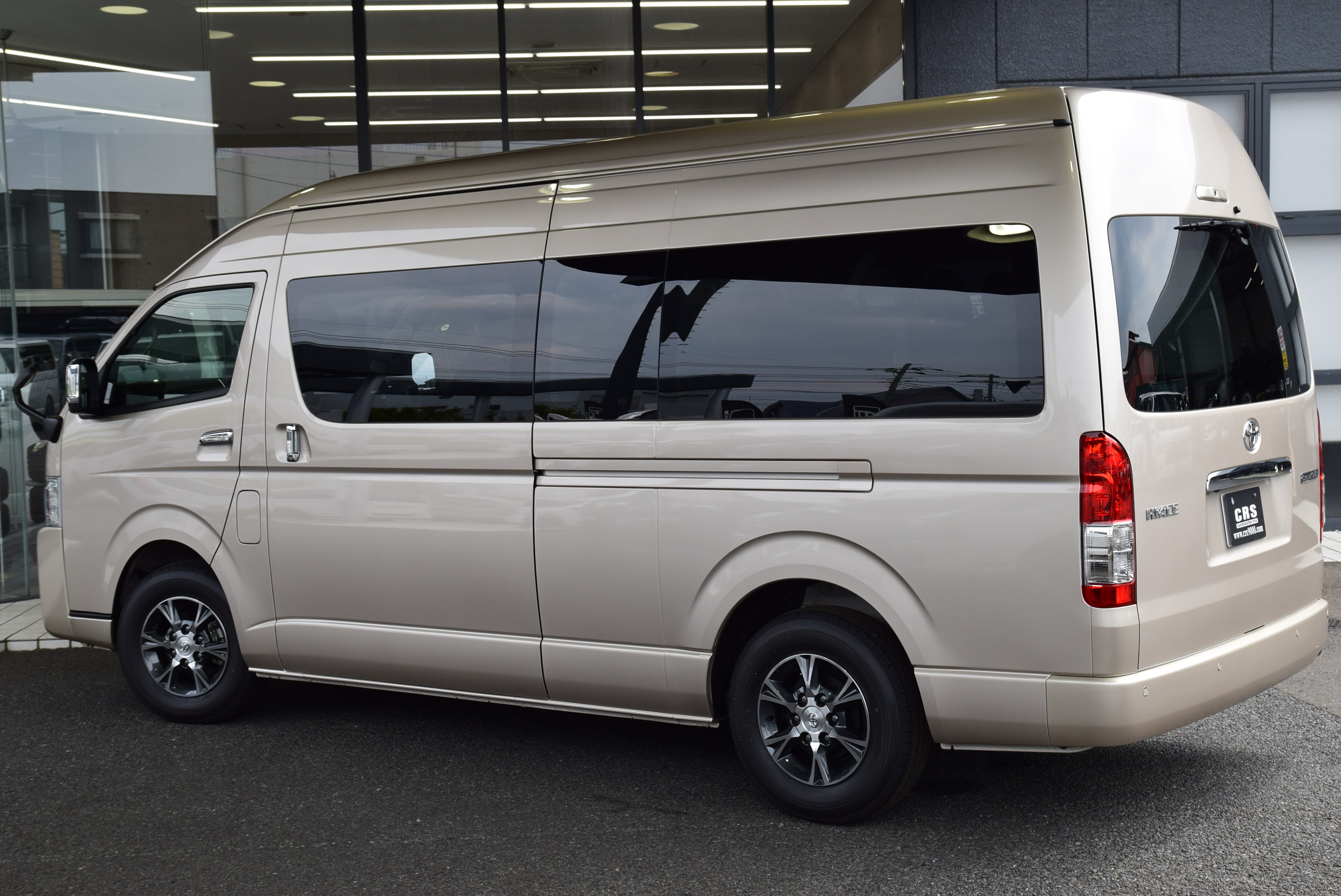5874 令和7年式 ハイエース ワゴン グランドキャビン 2WD 2700cc