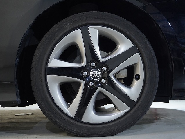 5913 令和1年式 トヨタ プリウス S “ツーリングセレクション” 2WD1