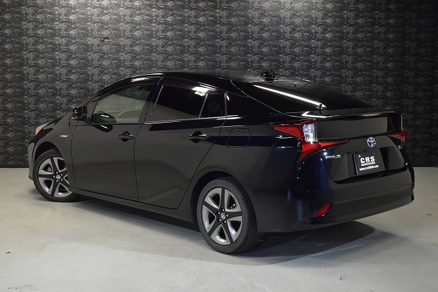 トヨタ プリウス Gs ハイブリッド平成24 S15万km車検　令和9年8月まで 5913 令和1年式 トヨタ プリウス S “ツーリングセレクション” 2WD1
