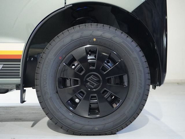 5972 令和7年式 登録済未使用車 スズキ エブリイ Jリミテッド 2WD 