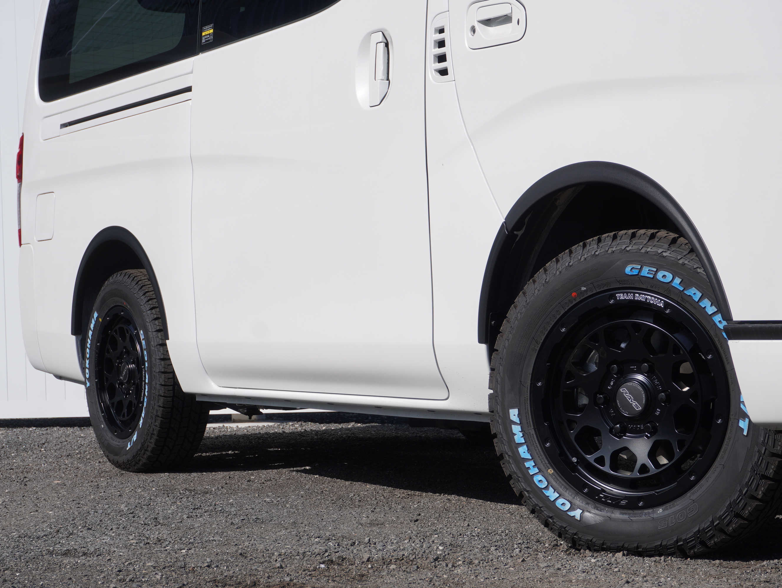 6015 オリジナルPKG キャラバン GRANDプレミアムGX 2WD 2400cc