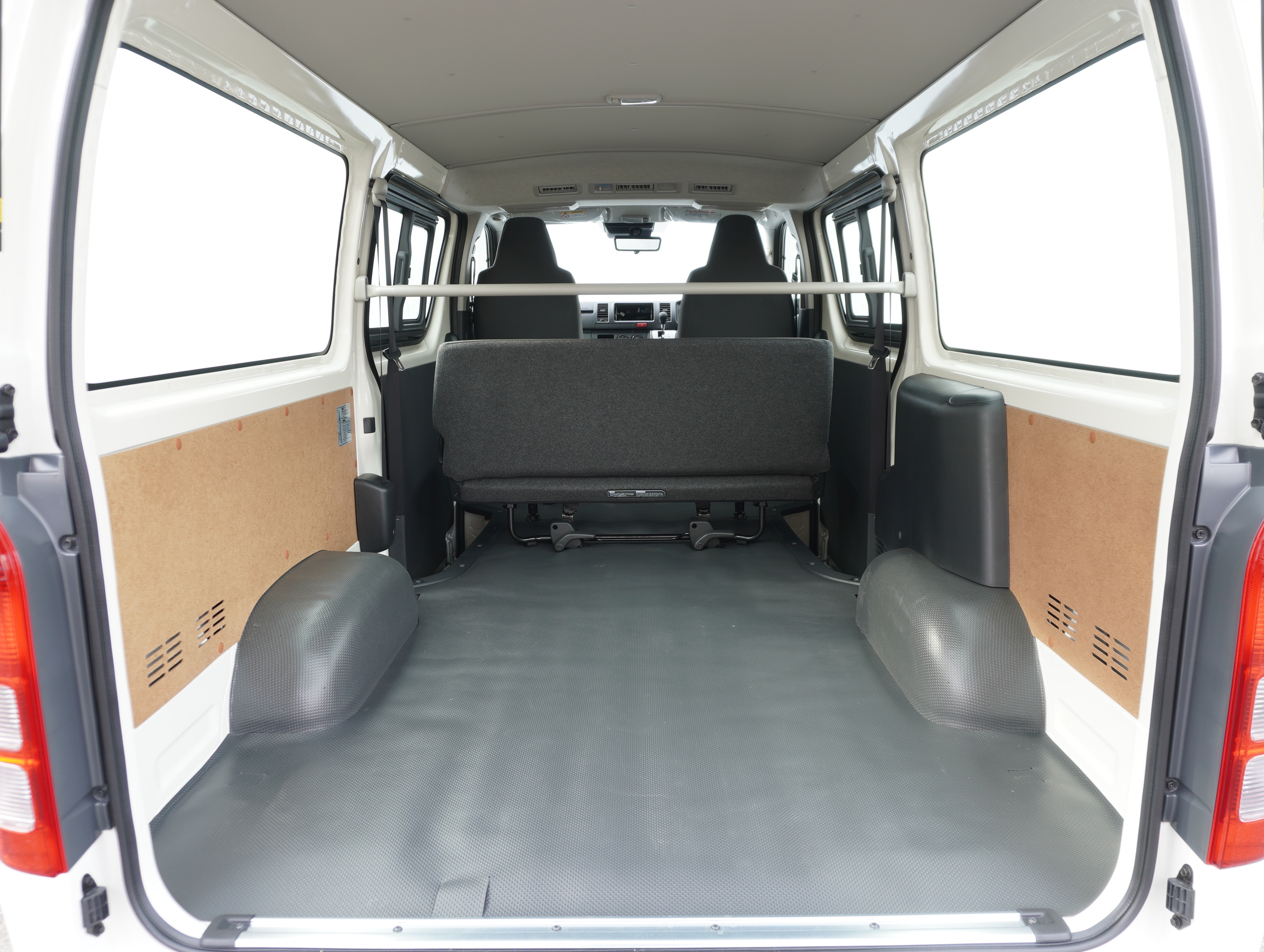 6184 オリジナルPKG ハイエース DX 2WD 2000cc ガソリン車 3/6人乗り